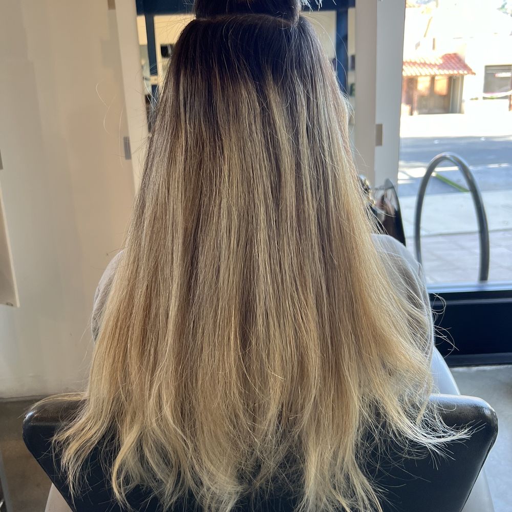 Serandi Salon - Before Photo - Hair Salons Near Me - Laguna Beach, California Serandi Salon - Before Photo - Hair Salons Near Me - Laguna Beach, California