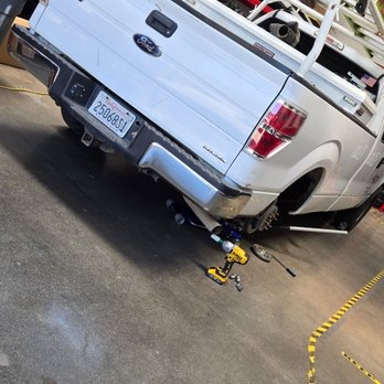 Tire King Services - Roadside Assistance Near Me - Corona, California Tire King Services - Roadside Assistance Near Me - Corona, California