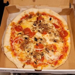 Randy's Pizza - 12" Supreme Specialty Pizza