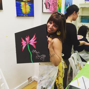 Chicago Sip and Paint - Paint & Sip Near Me - Chicago, Illinois