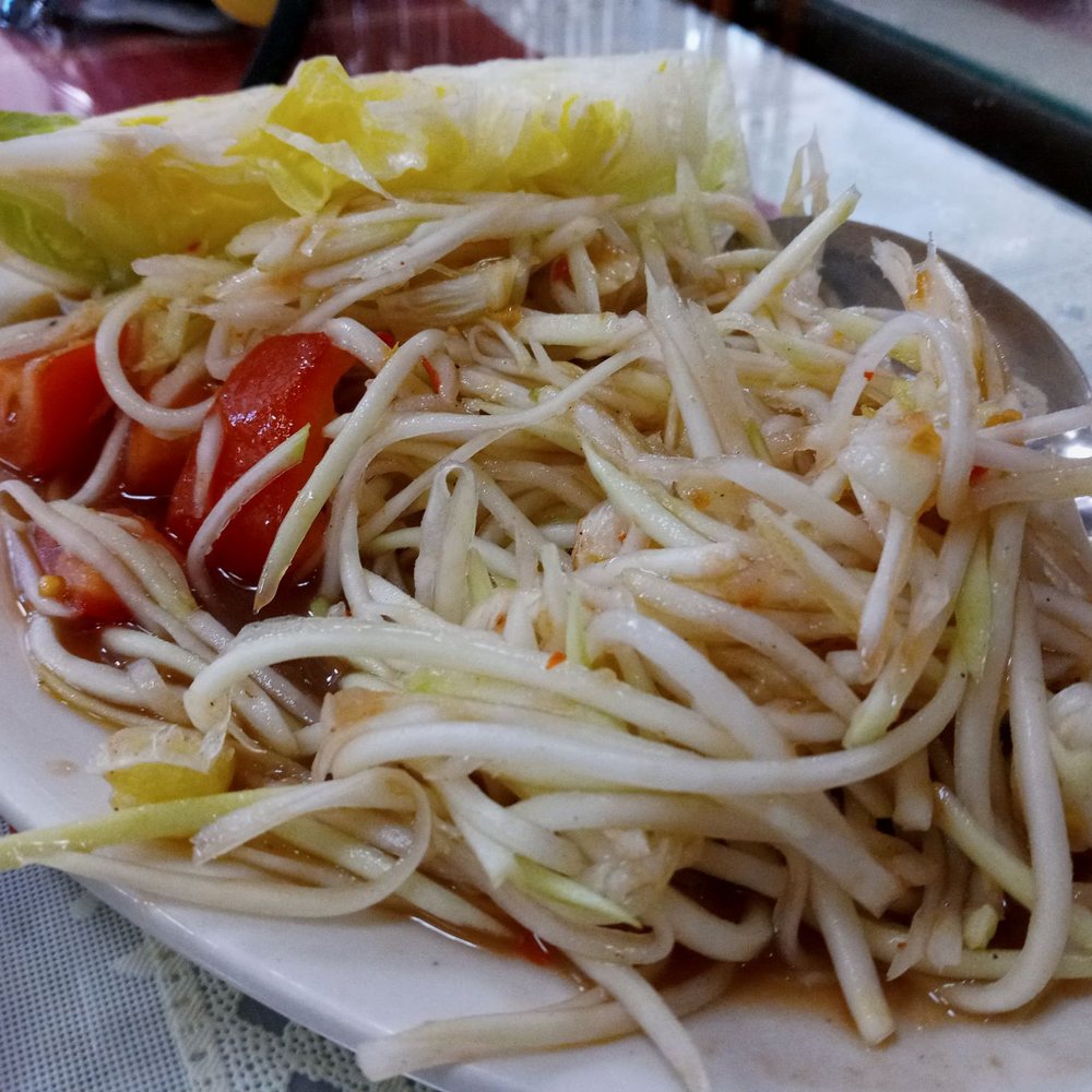 Toy's Restaurant - Papaya salad. Thai style - Thai Near Me - Sheboygan, Wisconsin