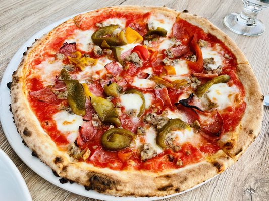 Del Lusso Pizza by null
