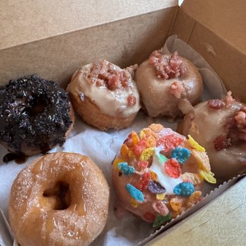 Donutology - 6 Mini; Death By Chocolate. Maple Bacon, French Toast and Fruity Pebbles - Donuts Near Me - Kansas City, Missouri