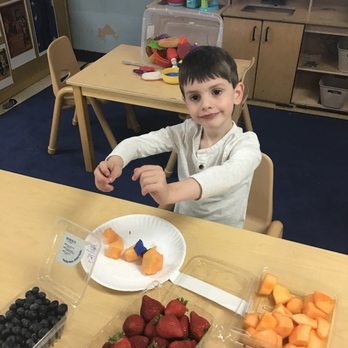 31st Avenue KinderCare - Cooking class! - Preschools Near Me - Puyallup, Washington