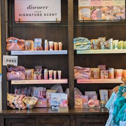 Francesca's Collections
