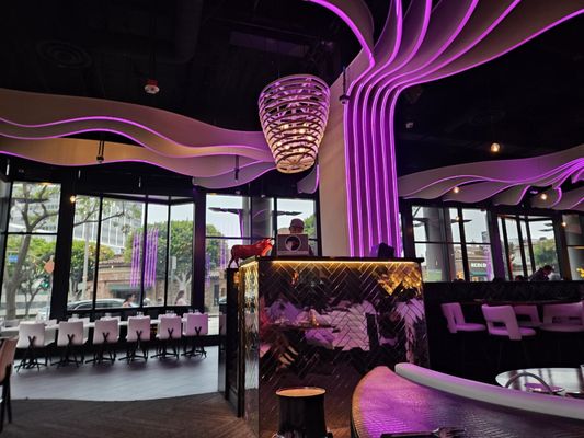 STK Steakhouse by null