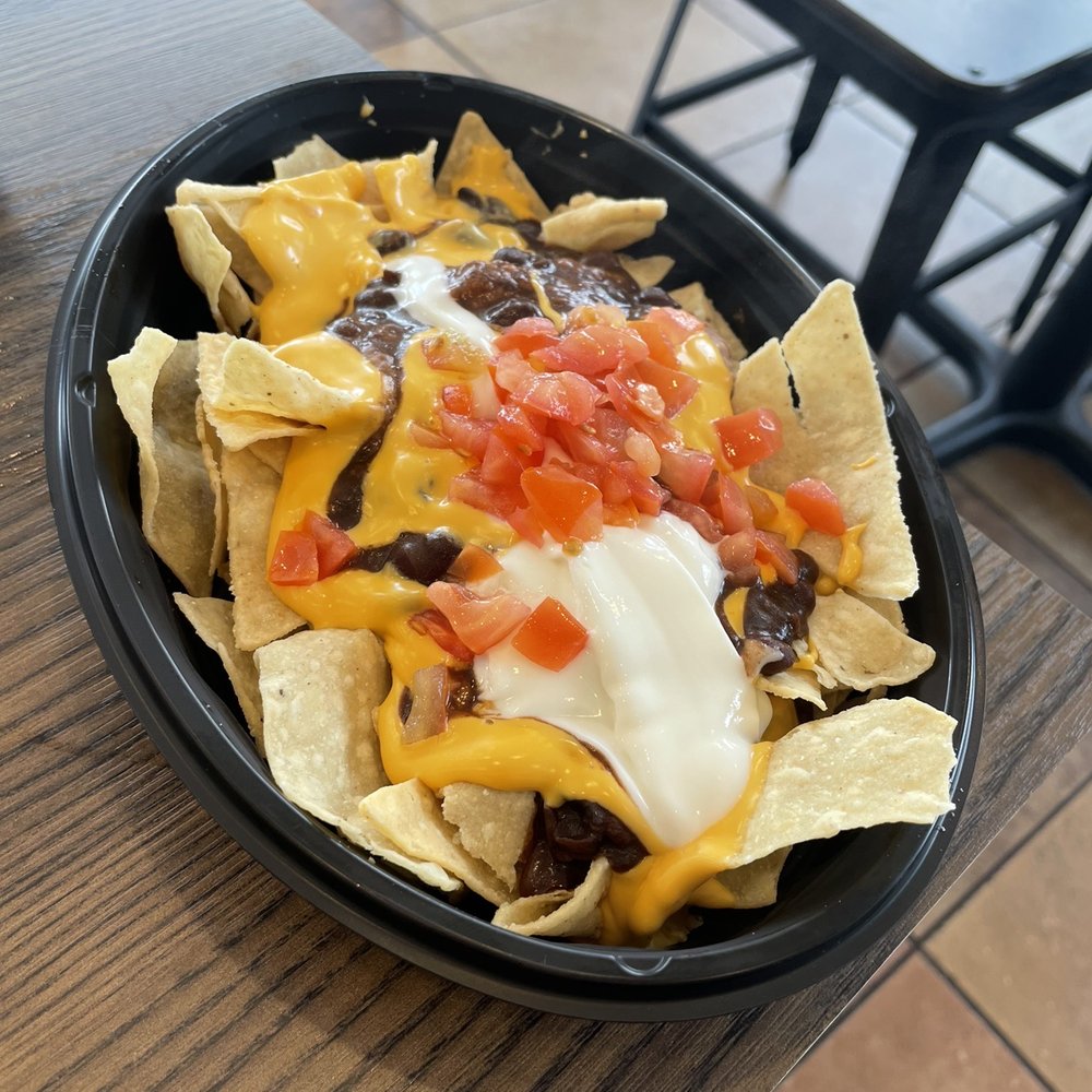 Taco Bell - Nachos BellGrande with Black Beans instead of beef - Fast Food Near Me - Orlando, Florida Taco Bell - Nachos BellGrande with Black Beans instead of beef - Fast Food Near Me - Orlando, Florida