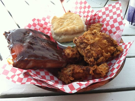 Scotty's Broasted Chicken by null