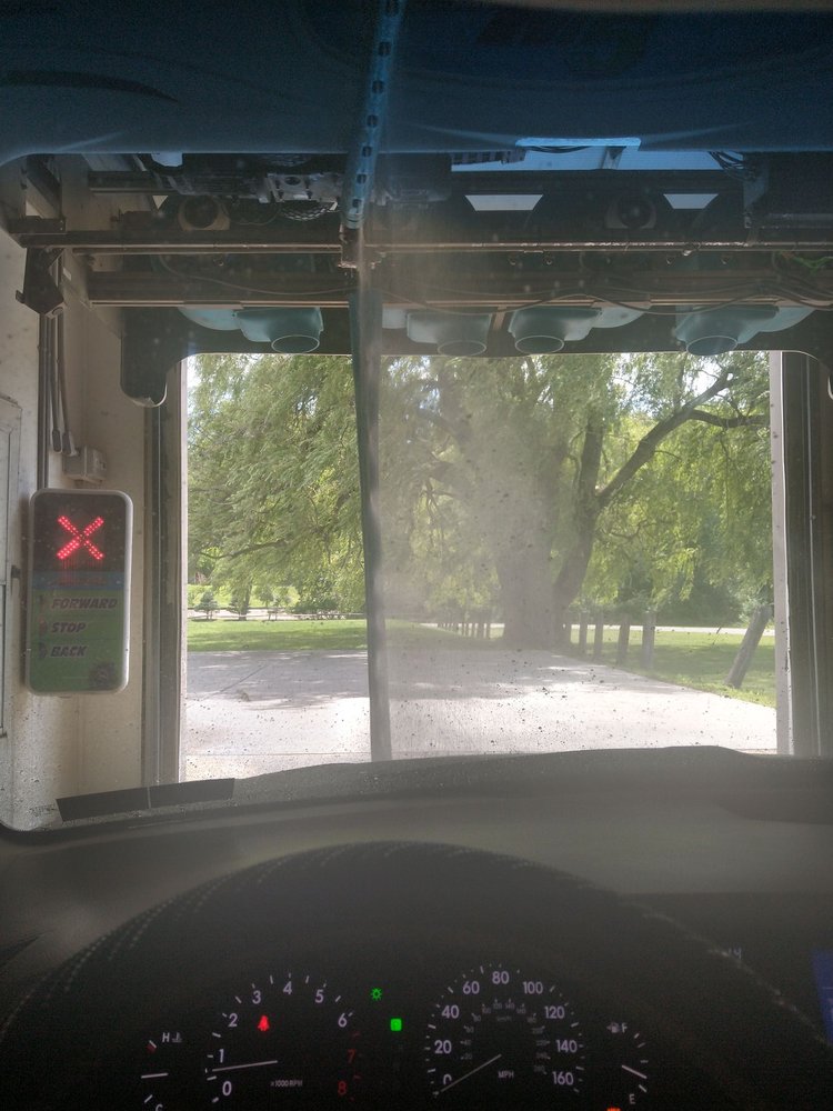 LAKEWOOD EZ CLEAN CAR WASH Updated August 2024 408 E Fairmount Ave