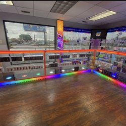 Vapors Smoke Shop