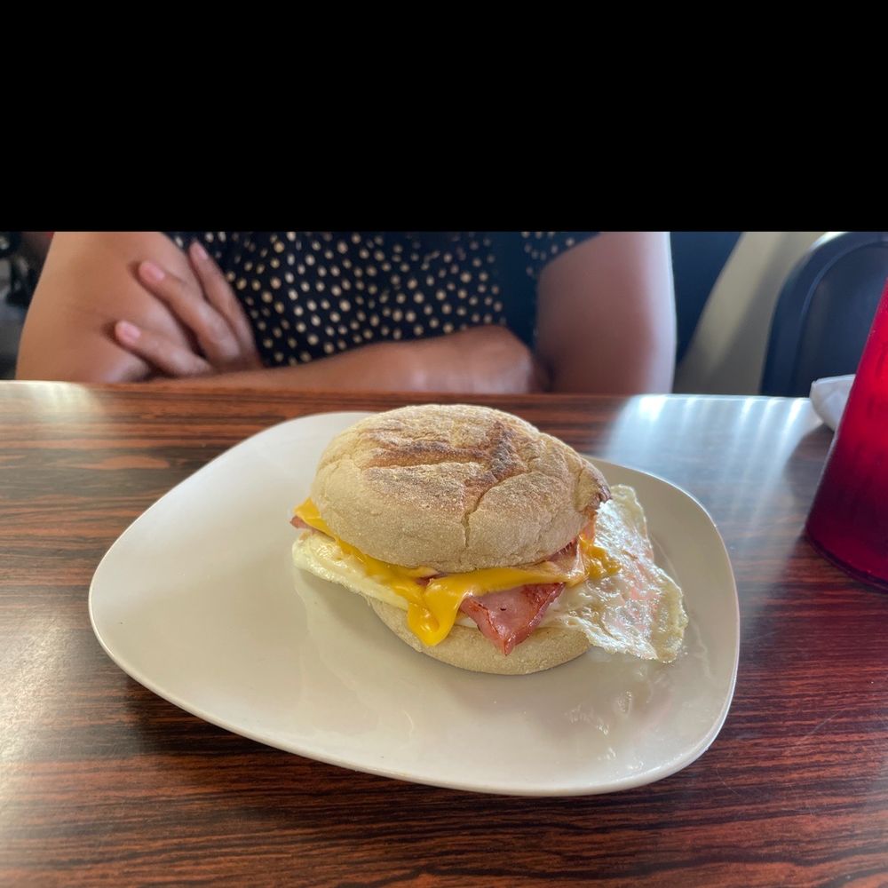 THE KITCHEN TABLE Updated April 2024 29 Photos & 20 Reviews 15315