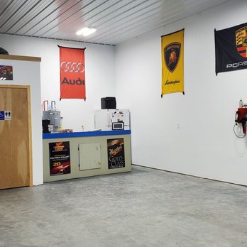 Executive Detailing - Executive Detailing- North Detailing bay - Auto Detailing Near Me - Bloomington, Indiana