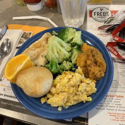 Fred S Southern Kitchen 182 Photos 275 Reviews Southern