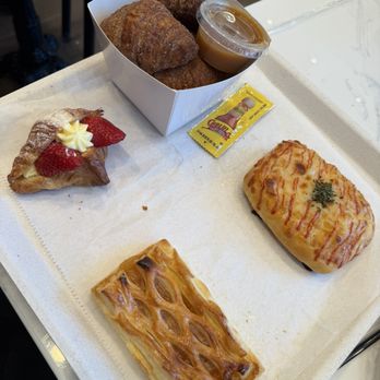 Paris Baguette - Bakeries Near Me - Murfreesboro, Tennessee