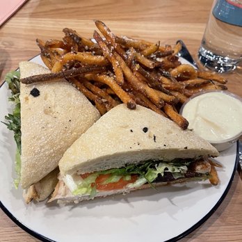 Salted Melon - Perfect Pesto Caprese on Ciabatta with Truffle Fries - Cocktail Bars Near Me - Charlotte, North Carolina