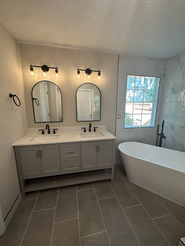 Slide of Housworth Construction