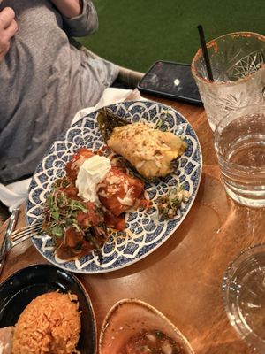 Caló Kitchen + Tequila by null