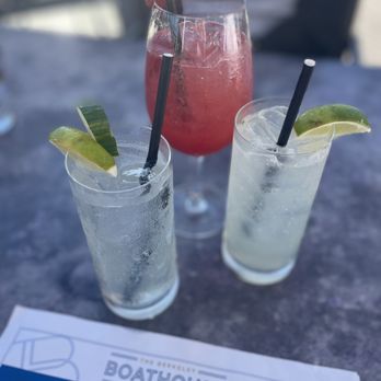 The Berkeley Boathouse - Cucumber gimlet & strawberry spritz - Seafood Near Me - Berkeley, California