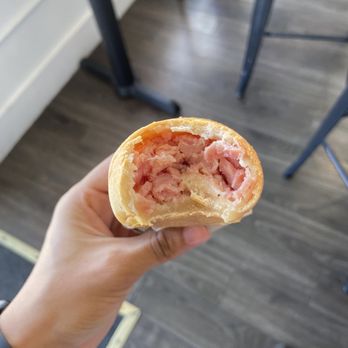 Moises Bakery - Hallandale - Ham Cachito - Bakeries Near Me - Hallandale Beach, Florida Moises Bakery - Hallandale - Ham Cachito - Bakeries Near Me - Hallandale Beach, Florida