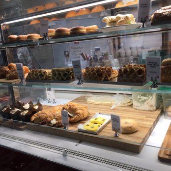 Illy Caffe - Williamsburg - Wine Bars Near Me - Williamsburg, Virginia