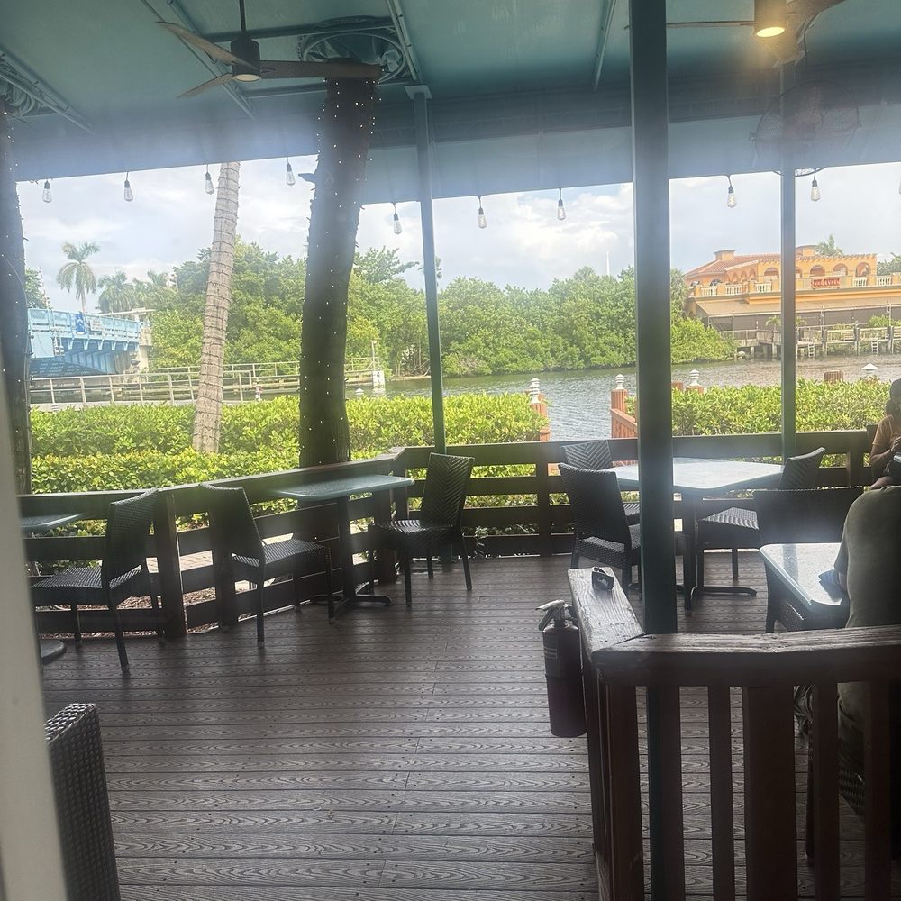 Deck 84 - Outside - New American Near Me - Delray Beach, Florida Deck 84 - Outside - New American Near Me - Delray Beach, Florida