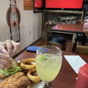 Windjammer Restaurant and Lounge - Wife's Margarita - Seafood Near Me - Port Mansfield, Texas Windjammer Restaurant and Lounge - Wife's Margarita - Seafood Near Me - Port Mansfield, Texas