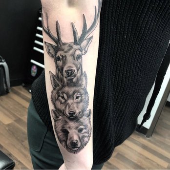Da Vinci’s Tattoo - Tattoo Near Me - Lancaster, California