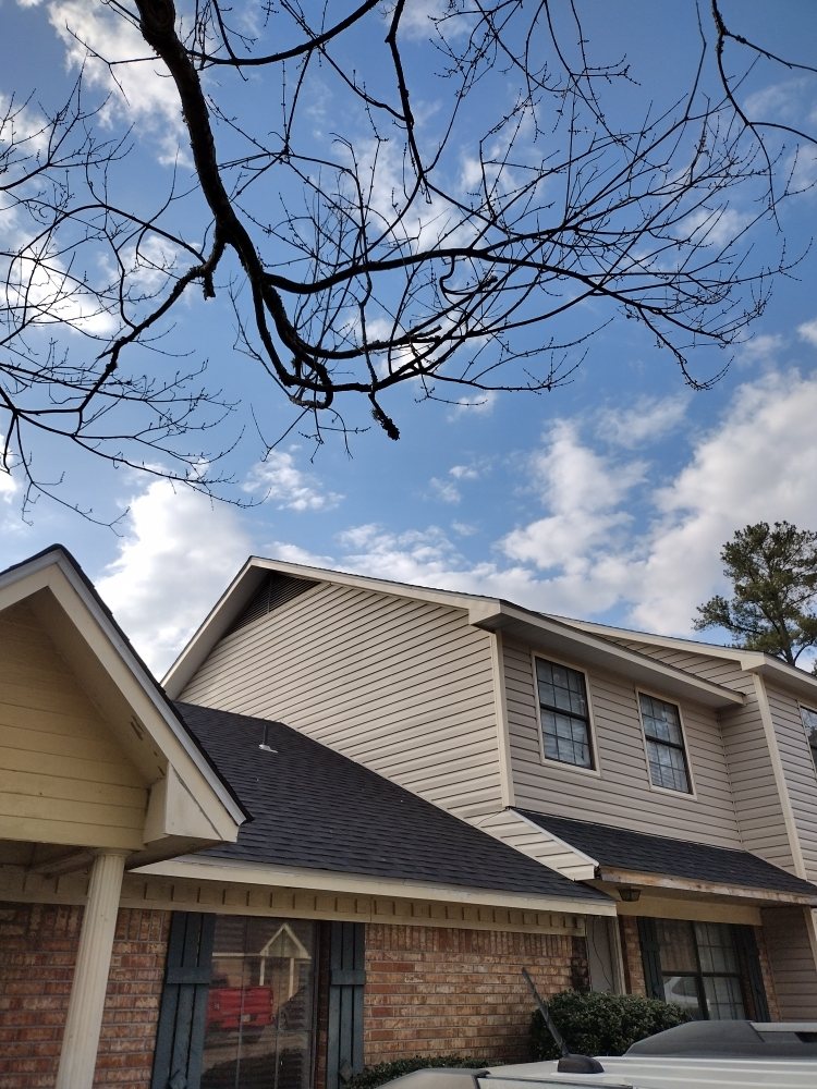 Slide of Pruitt's Roofing