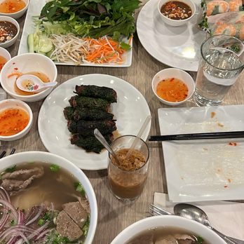 Hai Yen - Vietnamese Near Me - Chicago, Illinois Hai Yen - Vietnamese Near Me - Chicago, Illinois