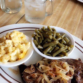 Colonial Room - Grilled liver w/ mac n cheese and green beans, also a biscuit - American Near Me - Sanford, Florida Colonial Room - Grilled liver w/ mac n cheese and green beans, also a biscuit - American Near Me - Sanford, Florida