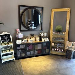 Therapeutix Mind & Body - Loads of wellness products and gift shop