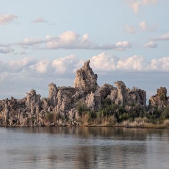 Mono Lake Tufa State Reserve - Lakes Near Me - Lee Vining, California Mono Lake Tufa State Reserve - Lakes Near Me - Lee Vining, California