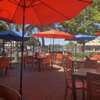 Big  House Brew Pub - Pubs Near Me - Walla Walla, Washington