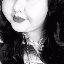 Sera Aguilera - Natural face but bold eyes and lips and brows 50$
