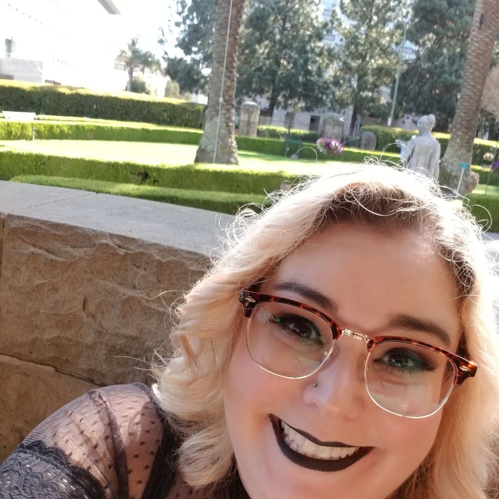 Atomic Babes - Started out Blonde, first time dying my hair - Hair Salons Near Me - Sonora, California