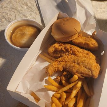Frenchy's Chicken - Mashed potatoes, chicken tender order with fries and roll - Chicken Shop Near Me - Katy, Texas Frenchy's Chicken - Mashed potatoes, chicken tender order with fries and roll - Chicken Shop Near Me - Katy, Texas