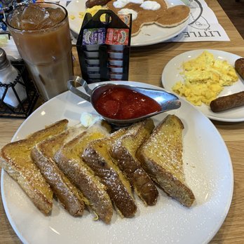 Broken Yolk Cafe - Classic French toast - American Near Me - Glendora, California