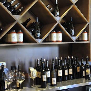 Robert Renzoni Vineyards - the tip jar over-floweth - Wineries Near Me - Temecula, California