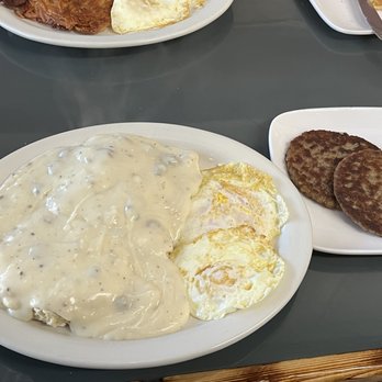 Mina's Cafe - Biscuits and gravy plate, pretty bland gravy! Eggs overcooked. - Breakfast & Brunch Near Me - Port Orchard, Washington