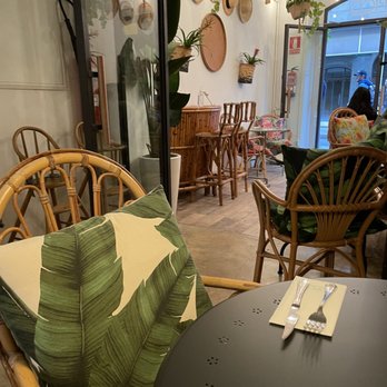 Tropical - Cocktail Bars Near Me - Barcelona, B Tropical - Cocktail Bars Near Me - Barcelona, B