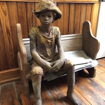 Whitney Plantation - Statue of enslaved child - Museums Near Me - Wallace, Louisiana Whitney Plantation - Statue of enslaved child - Museums Near Me - Wallace, Louisiana