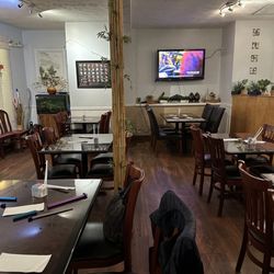 Fuji Sushi & Grill - Restaurant