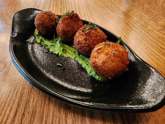 The Select by null The Select by null