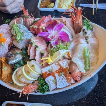 Sushi Ran - Sushi Bars Near Me - North Hollywood, California