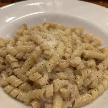 Left Bank - Cheese and pepper pasta - New American Near Me - New York, New York Left Bank - Cheese and pepper pasta - New American Near Me - New York, New York