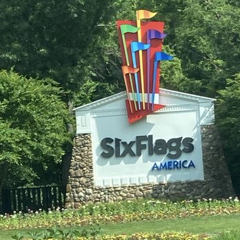 Hurricane Harbor - Water Parks Near Me - Upper Marlboro, Maryland Hurricane Harbor - Water Parks Near Me - Upper Marlboro, Maryland
