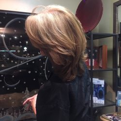 Rovena’s Hair Salon
