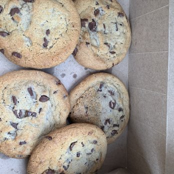 Tim Hortons - 5 Chocolate chip cookies - New American Near Me - Garden City, Michigan Tim Hortons - 5 Chocolate chip cookies - New American Near Me - Garden City, Michigan