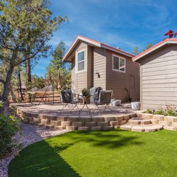 Woodfield RV - Stunning custom designed landscaping at Woodfield