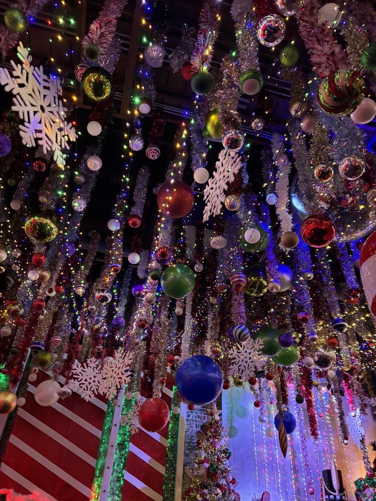 FROSTY’S CHRISTMAS BAR LOS ANGELES TEMP. CLOSED Updated August 2024 49 Photos & 12